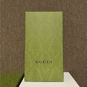 Gucci gift box